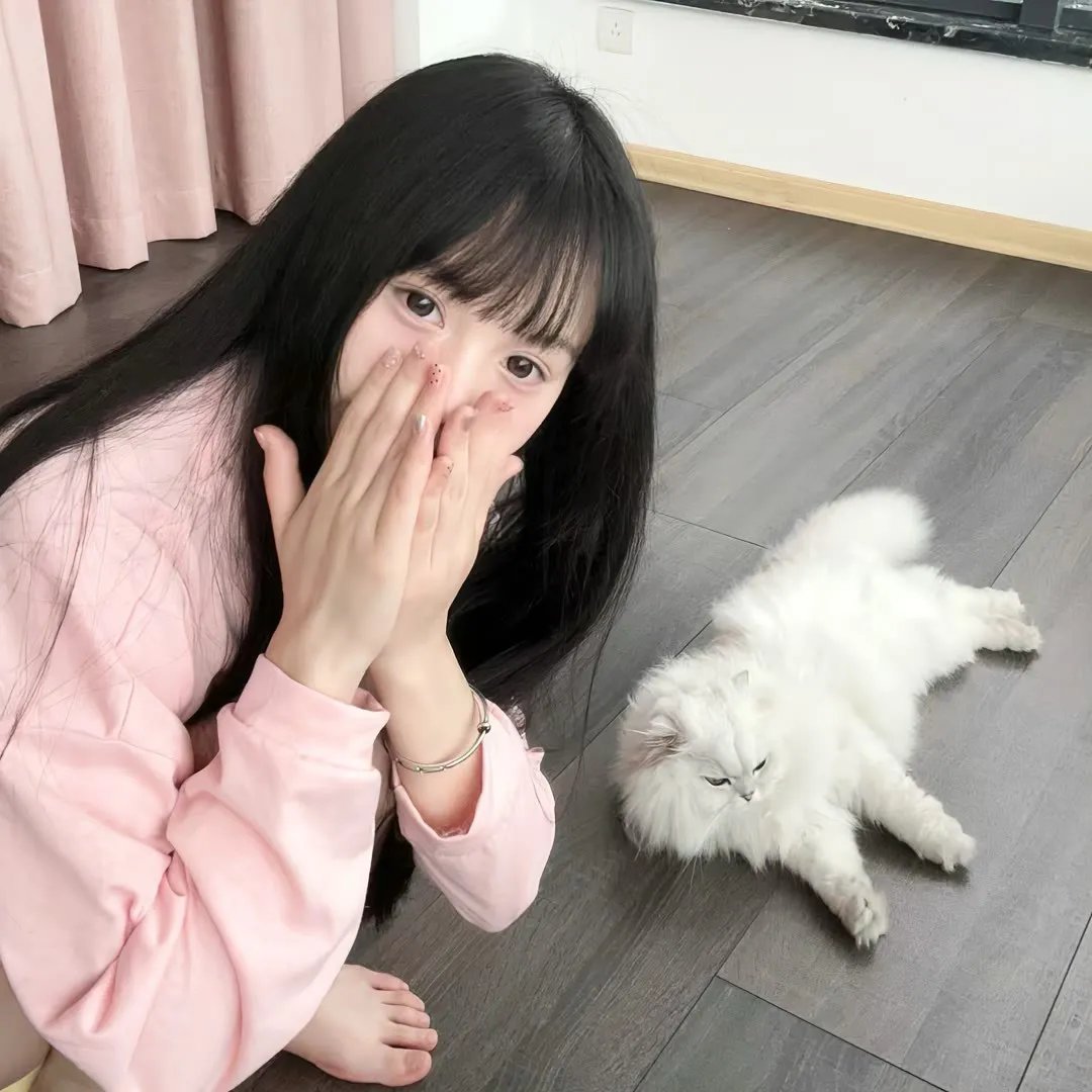 玛丽莲有深黑之眸